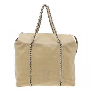 Pre Owned Chanel Beige Calfskin Leather Luxe Ligne Tote Bag