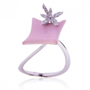 Pre Owned Stefan Hafner 18 K White Gold Flower Diamond Pink Enameled Ring Size 48