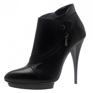 Pre Owned McQ by Alexander McQueen Black Leather Biker Ankle Boots Size 40