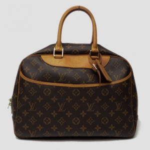 Pre Owned Louis Vuitton Monogram Deauville Boston