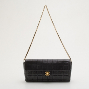Pre Owned Chanel Black Chocolate Bar Quilted East West Flap Bag