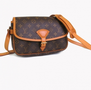 Pre Owned Louis Vuitton Monogram Sologne Crossbody Bag
