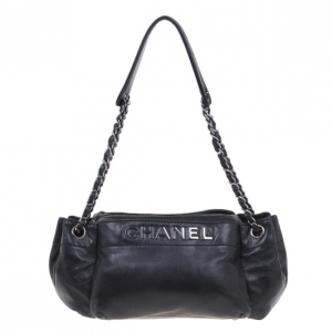 Pre Owned Chanel Black Leather Shoulder Bag