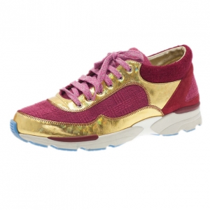 Pre Owned Chanel Pink Tweed and Leather Sneakers Size 40