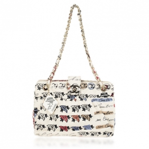 Pre Owned Chanel White Quilted Rue Cambon Tote 