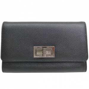 مملوكة مسبقًا Chanel Black Leather 2.55 Middle Wallet