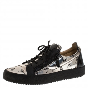 Pre Owned Giuseppe Zanotti Metallic Silver Logo Print Patent Leather Double Zip Lace Up Sneakers Size 43