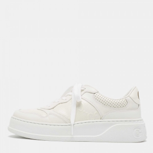 مملوكة مسبقًا Gucci White Jumbo GG Embossed Leather Low Top Sneakers Size 42