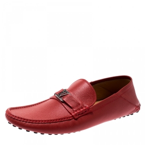Pre Owned Louis Vuitton Red Grained Leather Hockenheim Loafers Size 43