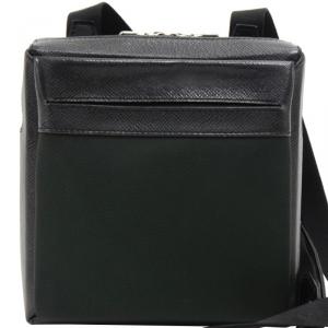 Louis Vuitton Taiga Leather Sayan Messenger Bag
