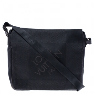Louis Vuitton Black Damier Geant Canvas Messenger Bag
