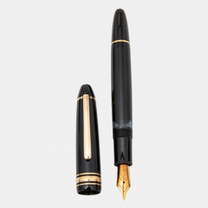 Pre Owned Montblanc Meisterstück Black Resin Gold Tone Fountain Pen, 14K Gold Nib