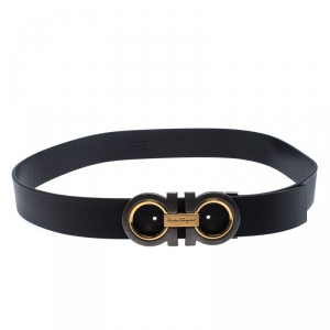Pre Owned Salvatore Ferragamo Black Leather Gancini Belt 105CM