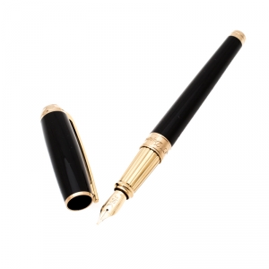 S.T. Dupont D Line Black Lacquer Gold Plated Fountain Pen