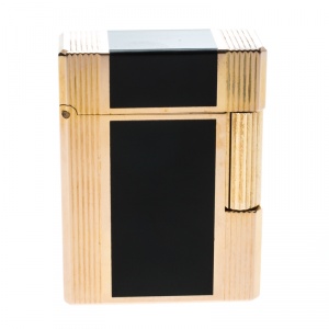 S.T. Dupont Black Chinese Lacquer Textured Gold Plated Lighter