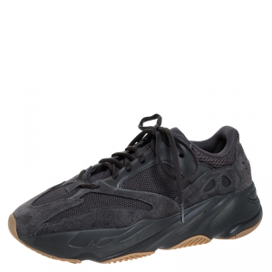 Pre Owned Yeezy x Adidas Utility Grey Boost 700 Wave Runner Sneakers Size 42