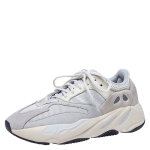 Pre Owned Yeezy x Adidas White Analog Boost 700 Sneakers Size 43.5