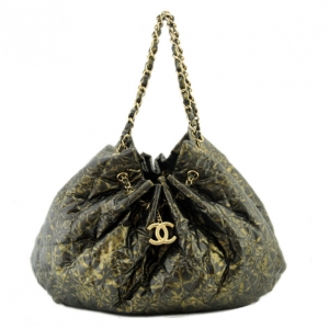 Pre Owned Chanel Quilted Hobo