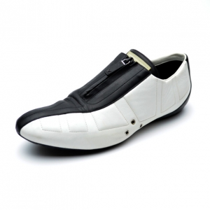 Pre Owned Louis Vuitton Black and White Sneakers size 43.5