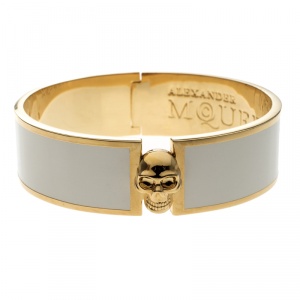 Pre Owned Alexander McQueen Skull Detailed White Enamel Gold Tone Bangle Bracelet