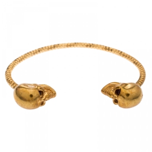 Pre Owned Alexander McQueen Twin Skull Gold Tone Open Cuff Bracelet 19cm