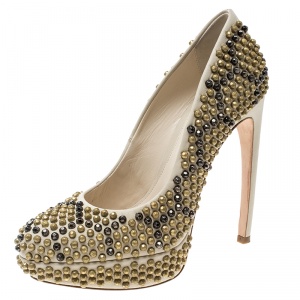 Pre Owned Alexander McQueen Beige Hexagon Stud Embellished Leather Platform Pumps Size 37
