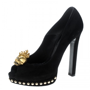 Pre Owned Alexander McQueen Black Suede Skull Embellished Peep Toe Pumps Size 36
