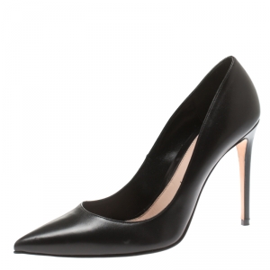 Pre Owned Alexander McQueen Black Leather Horn Pointed Toe Pumps Size 39
