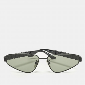 مملوكة مسبقًا نظارة شمسية بالنسياغا عين قطة BB0107S شعار سوداء