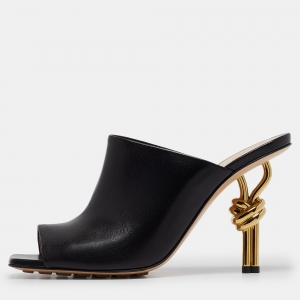 Pre Owned Bottega Veneta Black Leather Knot Mules Size 39