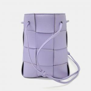 مملوكة مسبقًا Bottega Veneta Purple Leather Cassette Bucket Bag