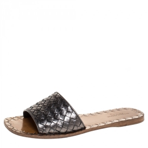 Pre Owned Bottega Veneta Metallic Grey Intreciato Leather Flat Slides Size 38.5