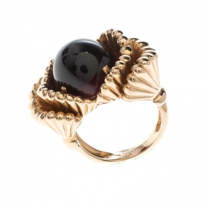 Boucheron Frou Frou Garnet Cabochon 18k Rose Gold Cocktail Ring Size 50