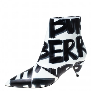 Pre Owned Burberry White/Black Leather Wilsbeck Ankle Boots Size 39.5