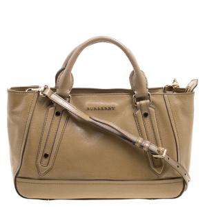 مملوكة مسبقًا Burberry Tan Patent Leather Somerford Convertible Tote