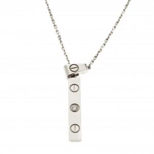 مملوكة مسبقًا قلادة كارتييه لاريه لاف قابلة للضبط ذهب أبيض عيار 18 ألماس