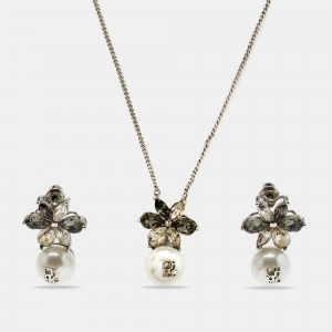 مملوكة مسبقًا CH Carolina Herrera CH Crystal Jasmine Faux Pearl Earring and Pendant Necklace