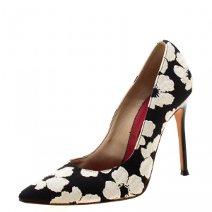 Pre Owned Carolina Herrera Monochrome Floral Print Lace Fabric Pointed Toe Pumps Size 38
