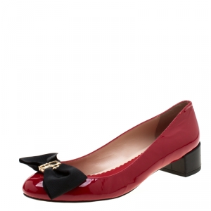 Pre Owned CH Carolina Herrera Red Patent Leather Bow Pumps Size 38