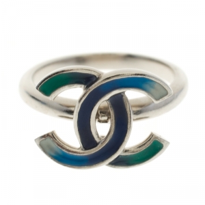 مملوكة مسبقًا Chanel CC Blue Enamel Silver Tone Ring Size 53