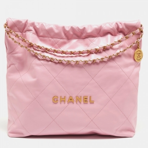 مملوكة مسبقًا Chanel Pink Quilted Leather Small 22 Hobo