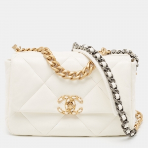 Pre Owned Chanel White Quilted Leather Small 19 Flap Bag