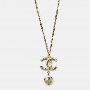 Pre Owned Chanel CC Crystals Faux Pearl Gold Tone Necklace