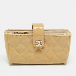 مملوكة مسبقًا Chanel O-Phone Holder Beige Patent Leather