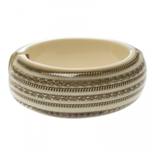 مملوكة مسبقًا Chanel CC Crystal Chain Cream Resin Wide Oval Cuff Bracelet