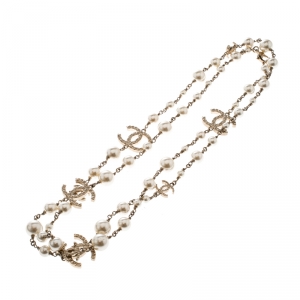 Chanel CC Cream Faux Pearl Gold Tone Chain Link Long Necklace