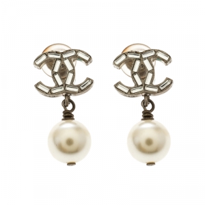 Pre Owned Chanel CC Crystal Faux Pearl Gold Tone Drop Earrings