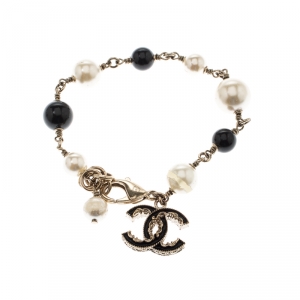 Pre Owned Chanel CC Faux Pearl Bead Gold Tone Bracelet