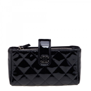 Pre Owned Chanel Black Quilted Patent Leather CC Phone Holder Pouch