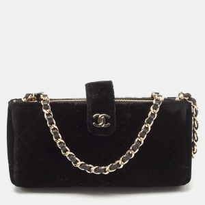 Pre Owned Chanel Black Quilted Velvet CC O Phone Chain Pouch